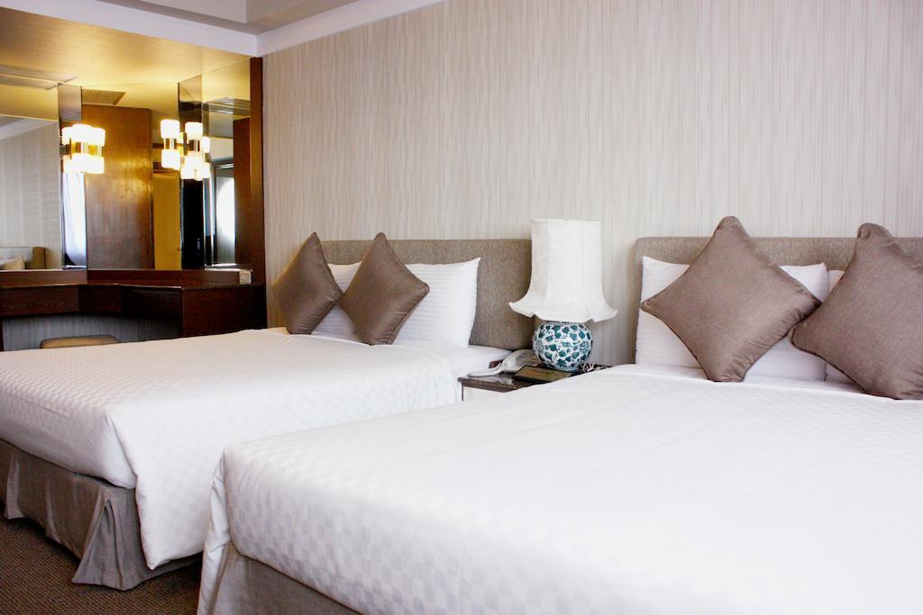 Pleasant Hotels International Taoyuan Exterior photo