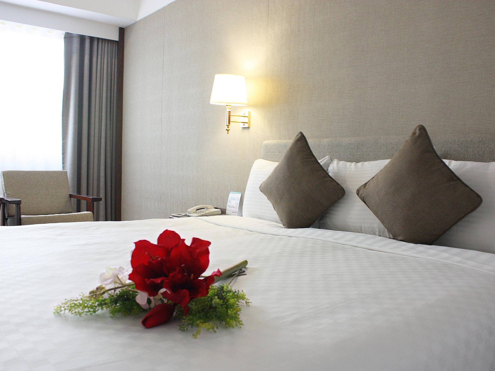 Pleasant Hotels International Taoyuan Exterior photo