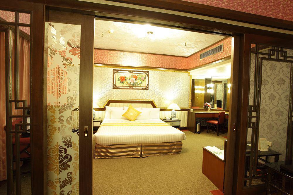 Pleasant Hotels International Taoyuan Exterior photo